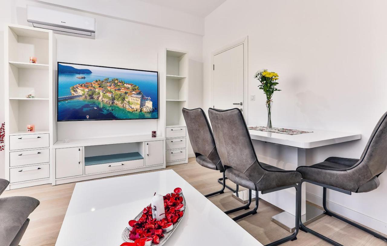 Luxury Korda Apartments 011 부드바 외부 사진