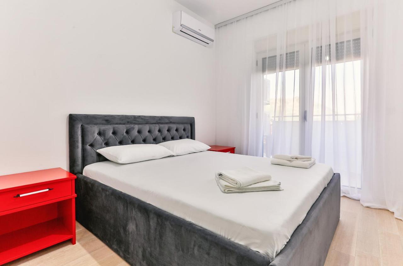 Luxury Korda Apartments 011 부드바 외부 사진