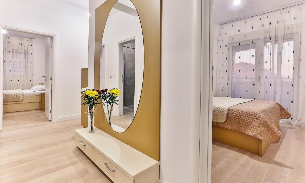 Luxury Korda Apartments 011 부드바 외부 사진