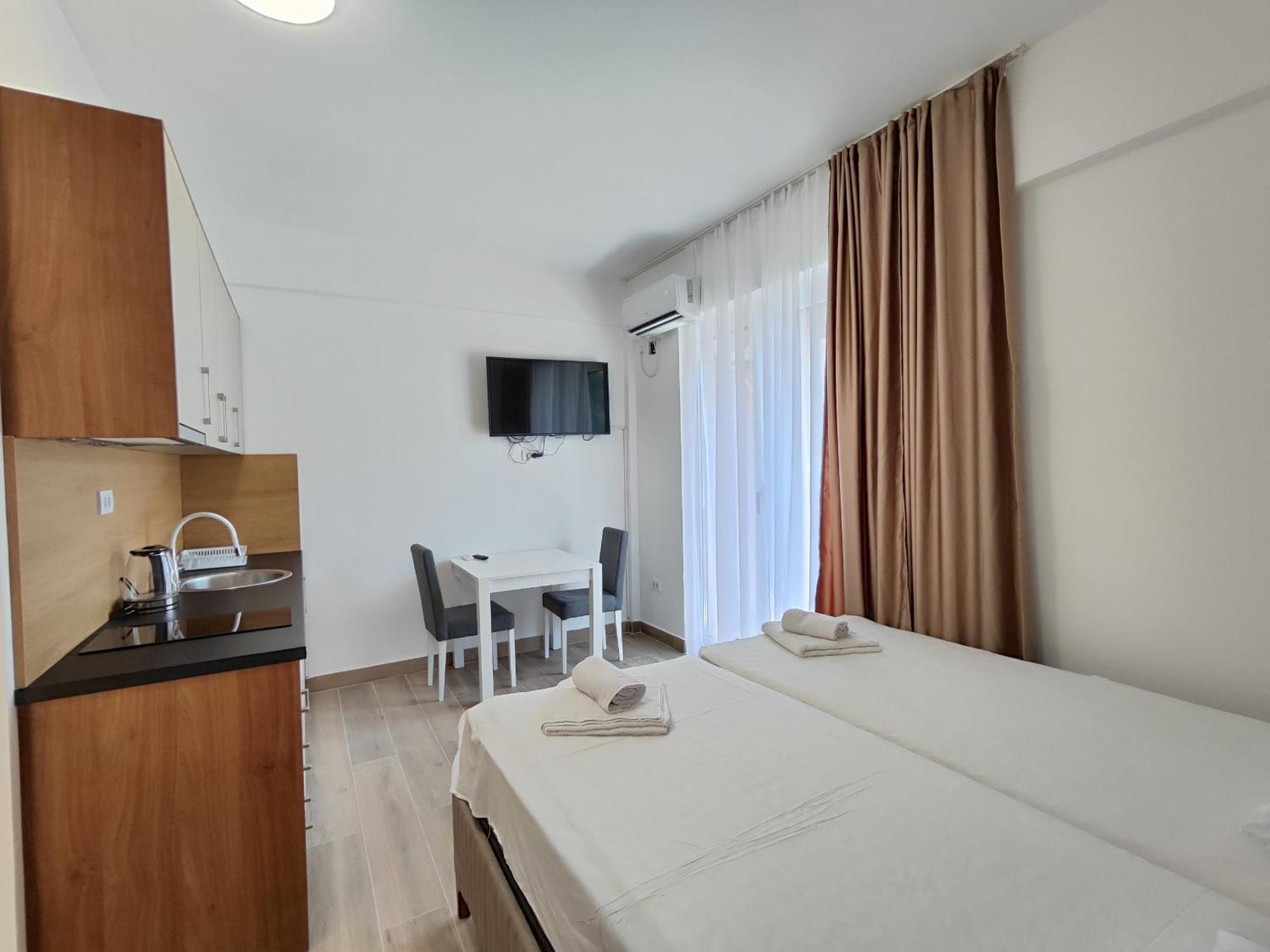Luxury Korda Apartments 011 부드바 외부 사진