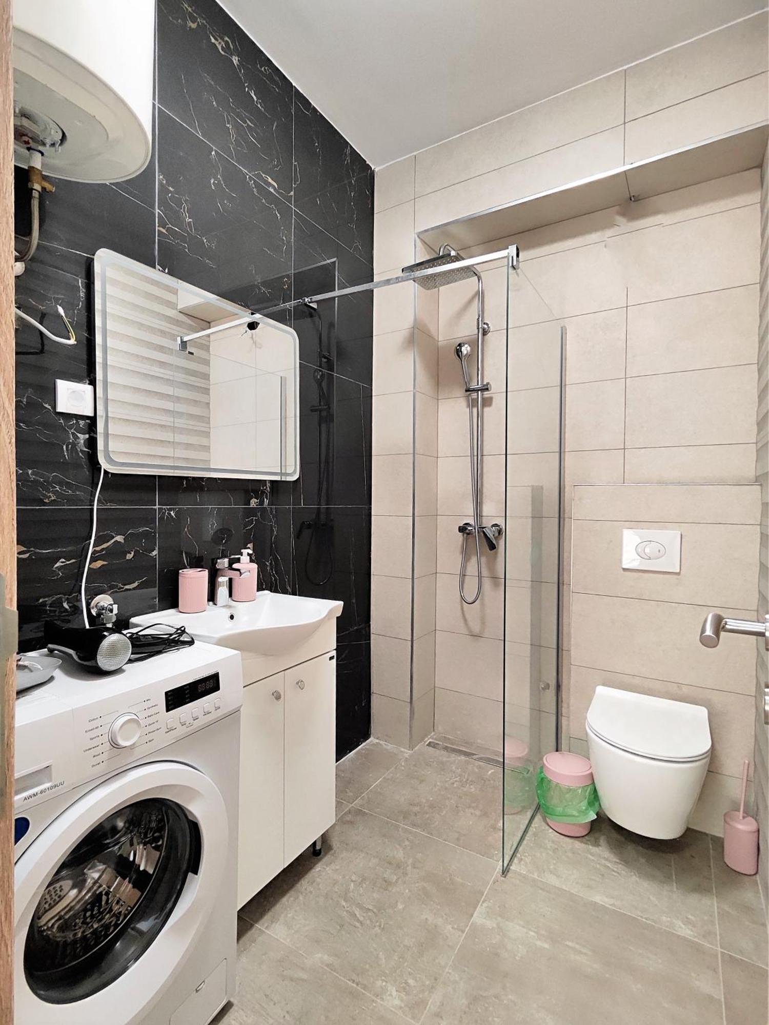 Luxury Korda Apartments 011 부드바 외부 사진